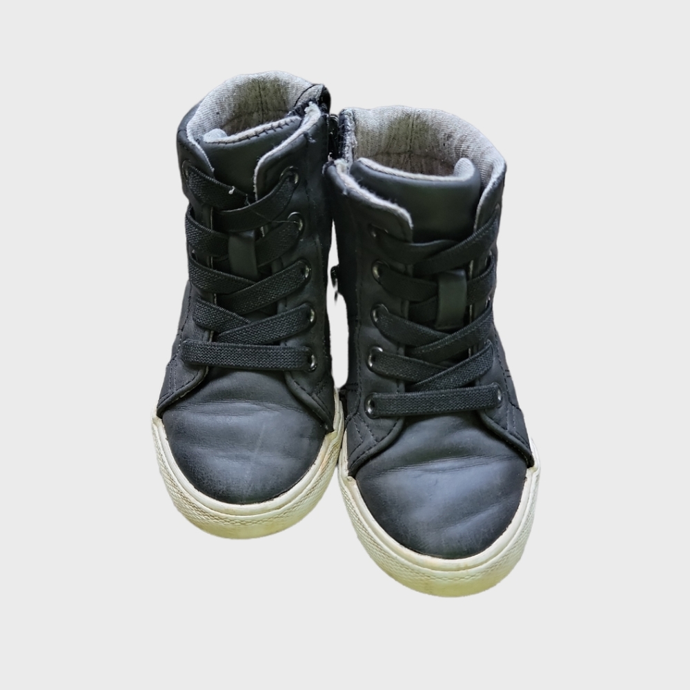 CAT & JACK Black Zip up High Top, 7